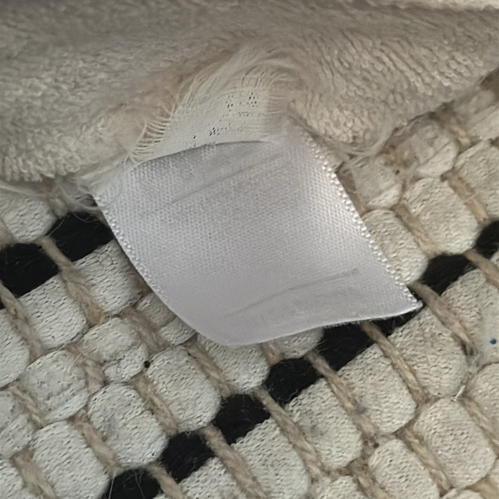 Hat. - Picture 6 of 12